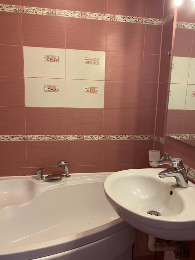 דירות Sfântu-Gheorghe Sendy Apartman 2 מראה חיצוני תמונה